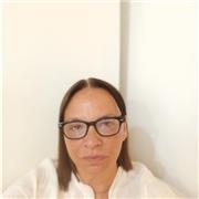 Laureata in lettere impartisce lezioni di Letteratura Italiana per studenti delle scuole medie e superiori